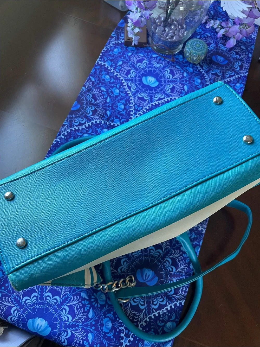 Michael Kors stylish turquoise